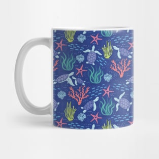 Blue sea turtle underwater ocean pattern Mug